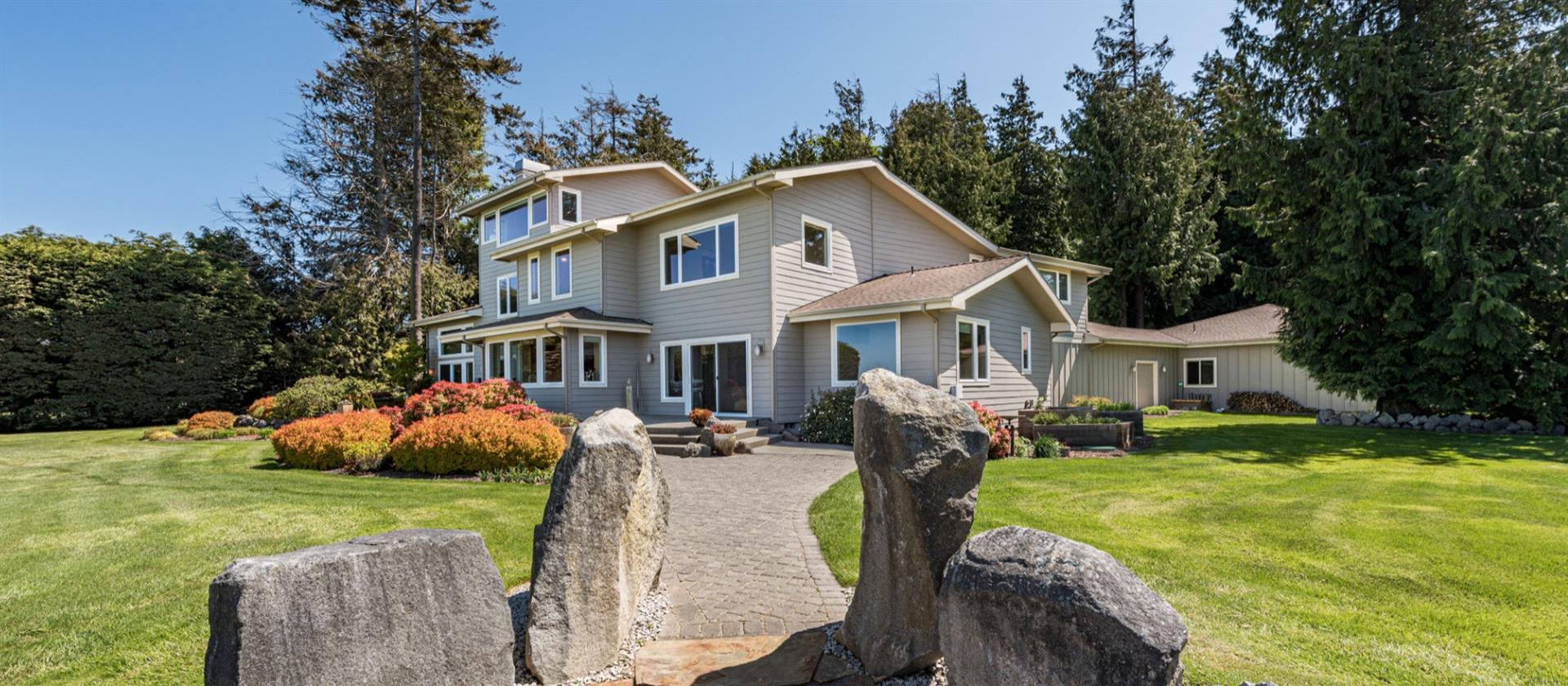 High-End custom homes in the Sequim / Port Angeles Area